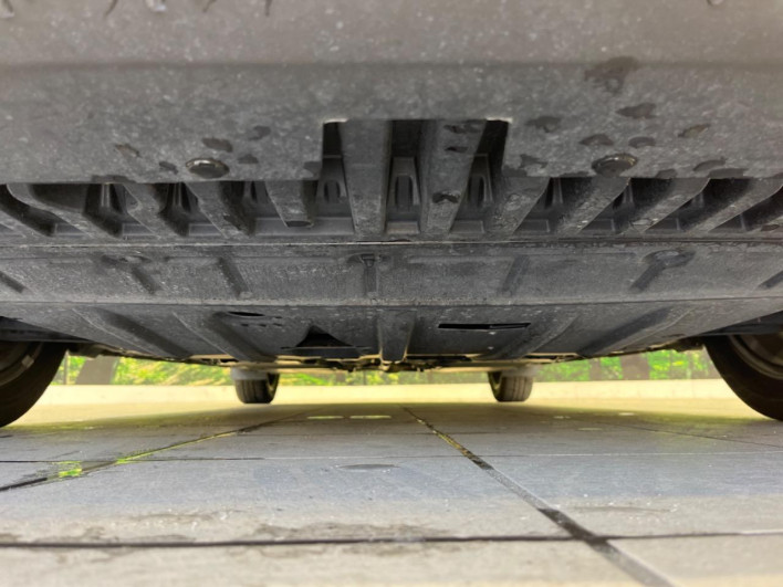 2022 Nissan Note 6AA-E13 (UW-69f0212d37b59)[13]