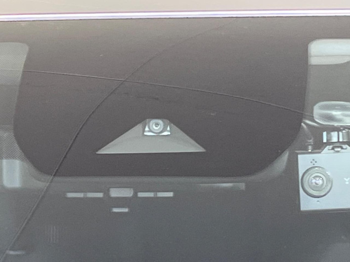 2022 Nissan Note 6AA-E13 (UW-69f0212d37b59)[12]