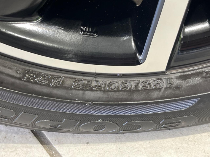 2022 Nissan Note 6AA-E13 (UW-69f0212d37b59)[18]