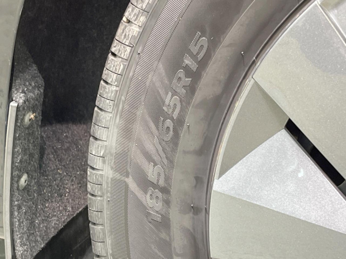 2022 Nissan Note 6AA-E13 (UW-69f0212d6c5ca)[14]