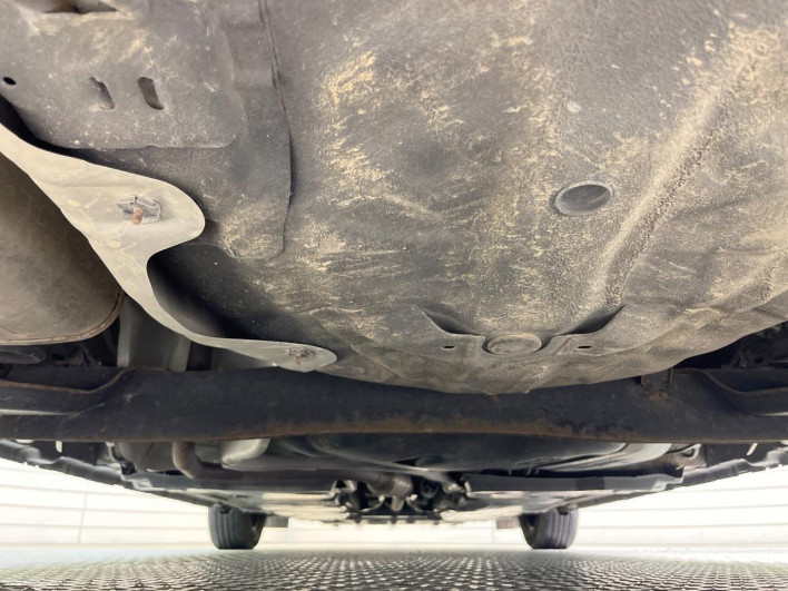 2022 Nissan Note 6AA-E13 (UW-69f0212d6c5ca)[26]