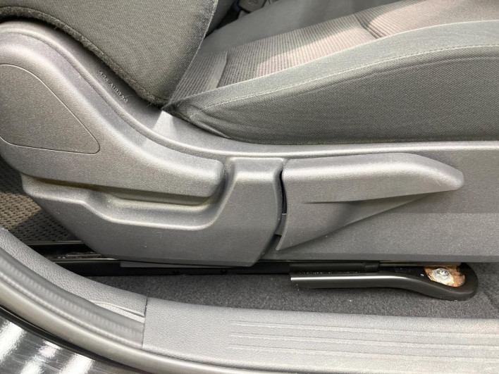 2022 Nissan Note 6AA-E13 (UW-69f0212d6c5ca)[16]