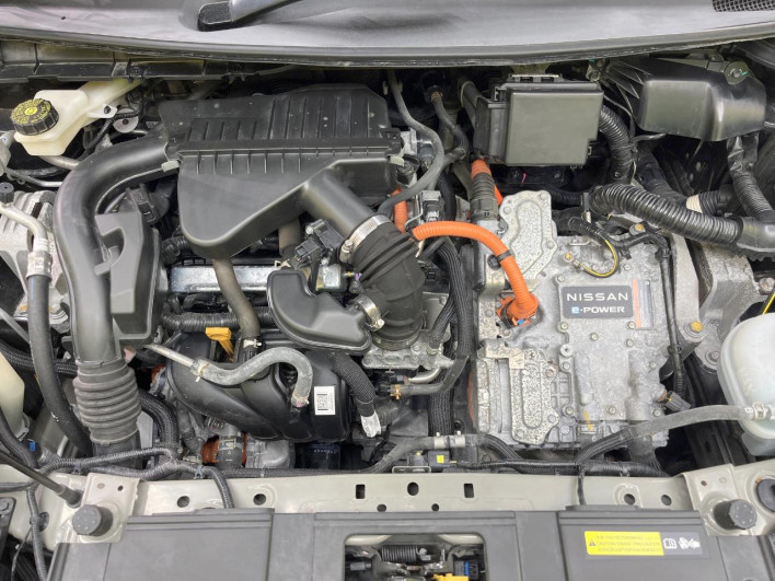 2022 Nissan Note 6AA-E13 (UW-69f0212d6c5ca)[4]