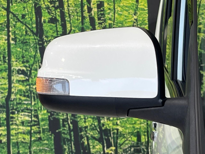 2011 Nissan Serena DBA-FC26 (UW-69f0212d927a9)[22]