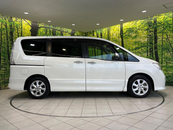 2011 Nissan Serena DBA-FC26 (UW-69f0212d927a9)[15]