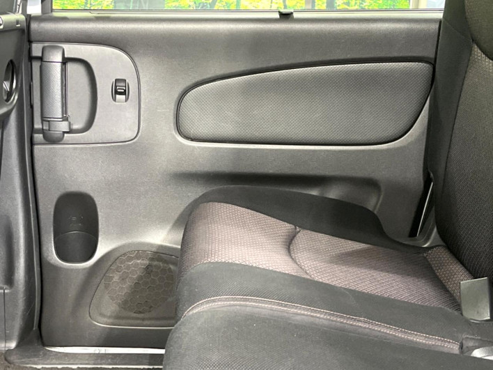 2011 Nissan Serena DBA-FC26 (UW-69f0212da5d8d)[8]