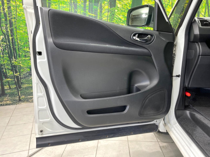 2011 Nissan Serena DBA-FC26 (UW-69f0212da5d8d)[9]