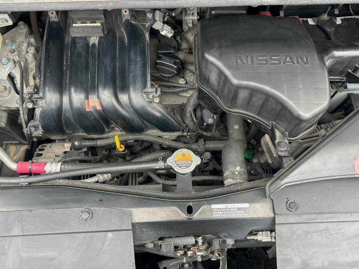 2012 Nissan Serena DBA-FC26 (UW-69f0212e59af3)[4]
