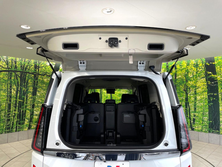 2025 Nissan Serena 5BA-FC28 (UW-69f021317a199)[9]