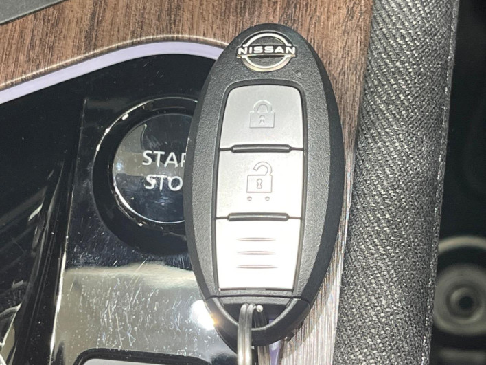 2021 Nissan Aura 6AA-FE13 (UW-69f0213187abf)[26]