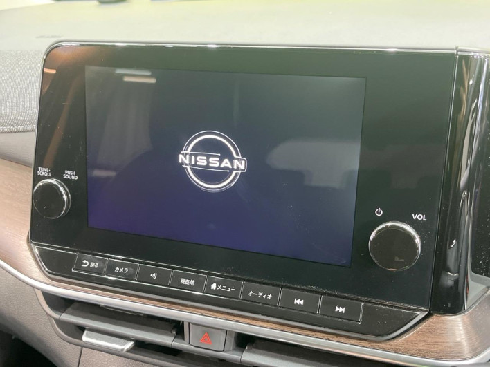 2021 Nissan Aura 6AA-FE13 (UW-69f0213187abf)[14]