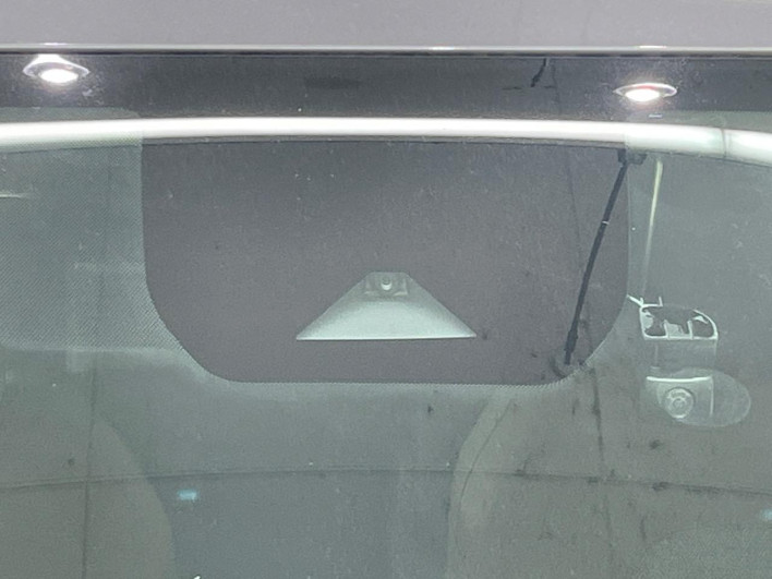 2021 Nissan Aura 6AA-FE13 (UW-69f0213187abf)[11]