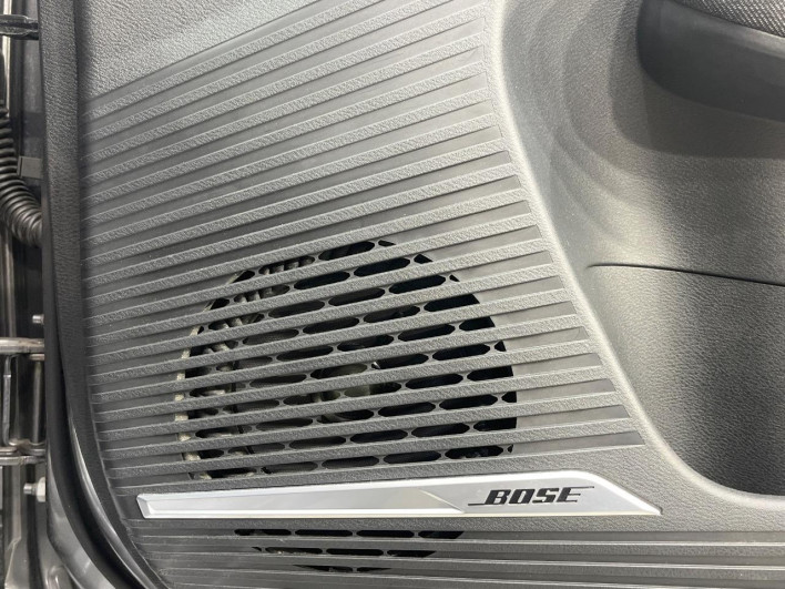 2021 Nissan Aura 6AA-FE13 (UW-69f0213187abf)[6]