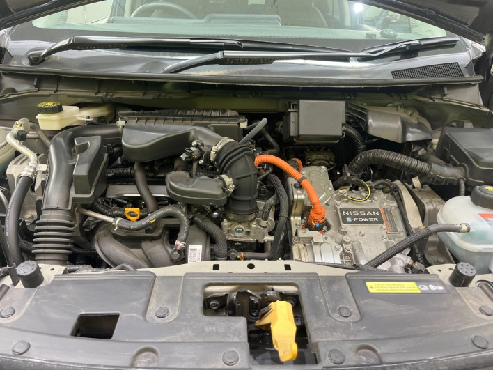 2021 Nissan Aura 6AA-FE13 (UW-69f0213187abf)[10]