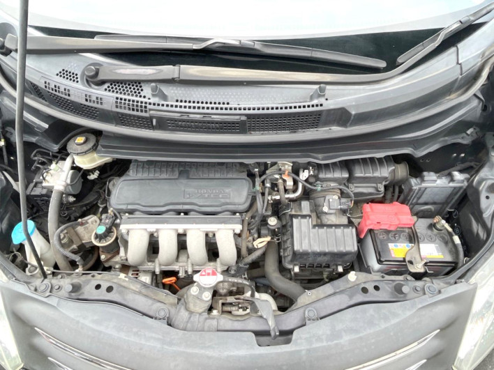 2010 Honda Freed DBA-GB3 (UW-69f02132a7b3b)[6]