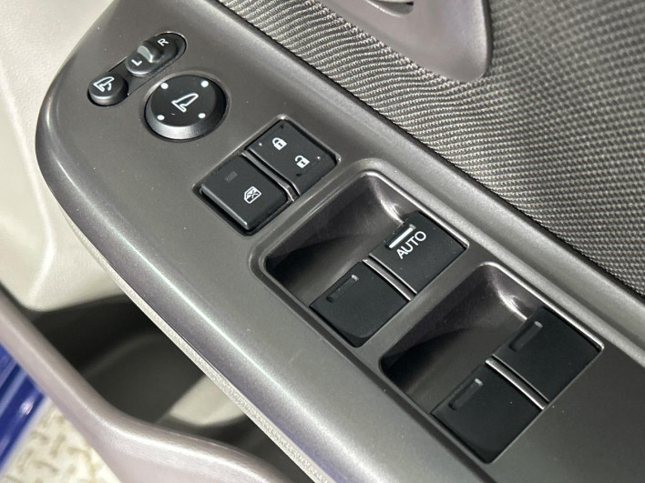 2017 Honda Freed hybrid DAA-GB8 (UW-69f02134d3ff5)[15]