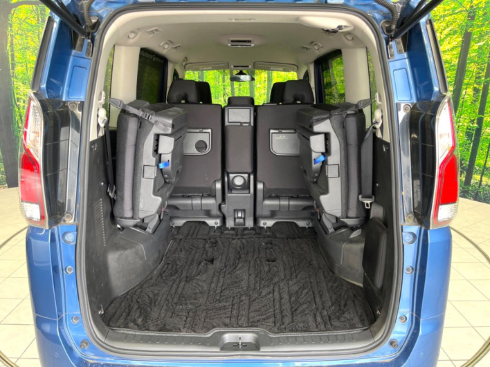 2019 Nissan Serena DAA-GC27 (UW-69f021355db07)[27]