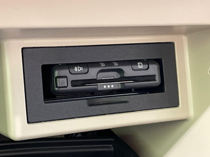 2019 Toyota Land Cruiser Prado LDA-GDJ150W (UW-69f02135d32b5)[28]