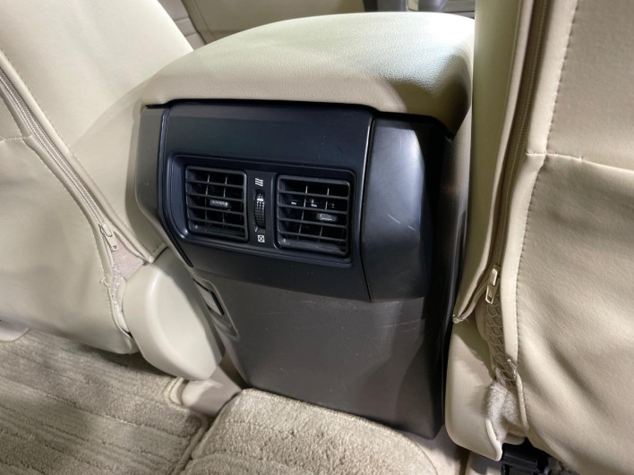 2019 Toyota Land Cruiser Prado LDA-GDJ150W (UW-69f02135d32b5)[25]