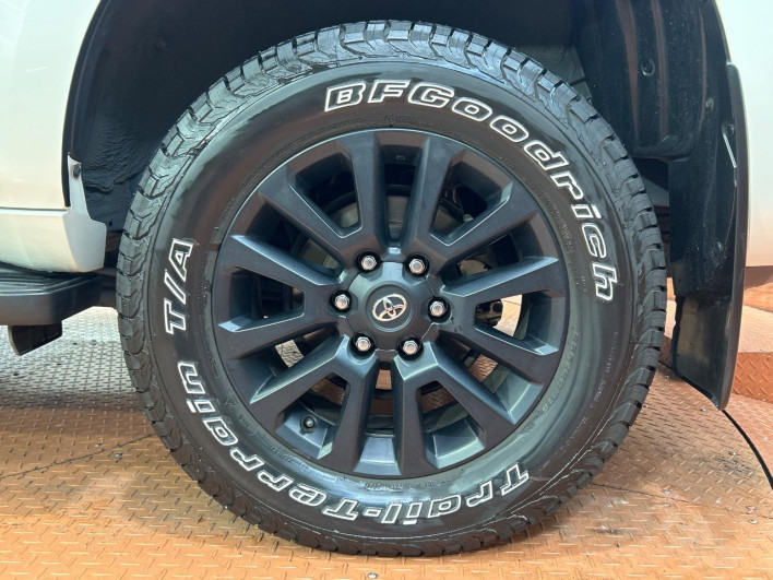 2023 Toyota Land Cruiser Prado 3DA-GDJ150W (UW-69f021370a367)[5]
