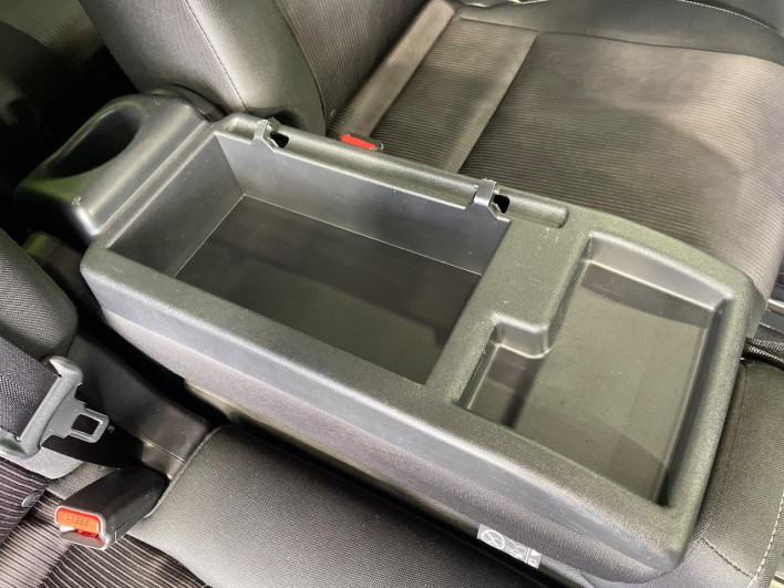 2018 Nissan Serena DAA-GFC27 (UW-69f02137968c6)[24]