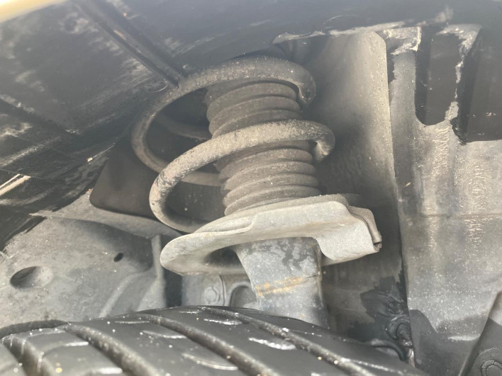 2018 Nissan Serena DAA-GFC27 (UW-69f02137968c6)[18]