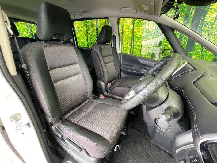 2018 Nissan Serena DAA-GFC27 (UW-69f02137968c6)[22]