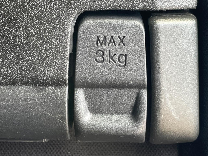 2018 Nissan Serena DAA-GFC27 (UW-69f02137968c6)[27]