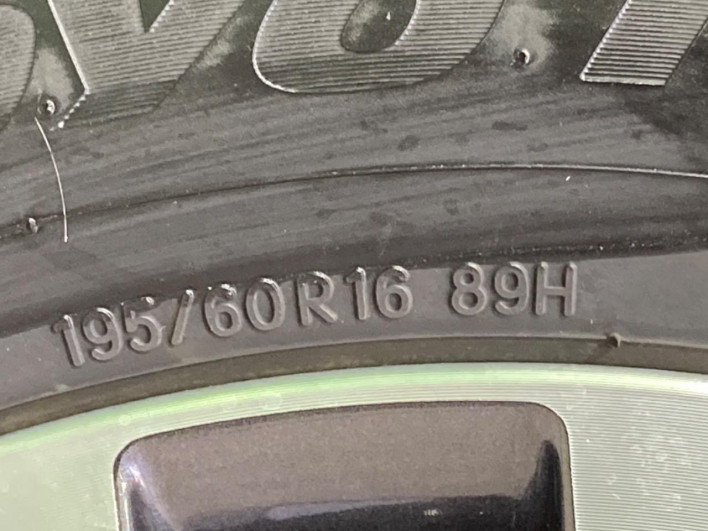 2018 Nissan Serena DAA-GFC27 (UW-69f0213804fa1)[20]