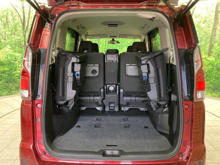 2018 Nissan Serena DAA-GFC27 (UW-69f0213804fa1)[13]