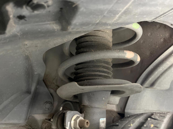 2019 Nissan Serena DAA-GFC27 (UW-69f021381812a)[19]