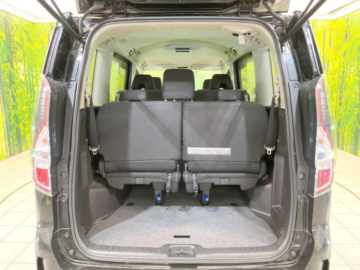 2021 Nissan Serena 5AA-GFC27 (UW-69f02138d5785)[27]