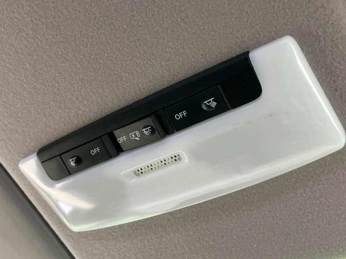 2021 Nissan Serena 5AA-GFC27 (UW-69f02139c846a)[16]