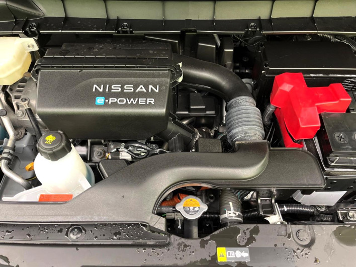 2023 Nissan Serena 6AA-GFC28 (UW-69f0213a82784)[4]