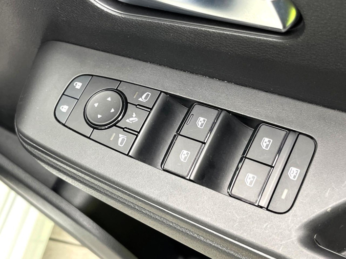 2023 Nissan Serena 6AA-GFC28 (UW-69f0213a82784)[6]