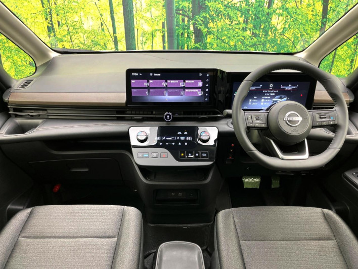 2023 Nissan Serena 6AA-GFC28 (UW-69f0213a82784)[12]