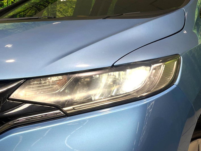 2017 Honda Fit DBA-GK3 (UW-69f0213b87464)[17]