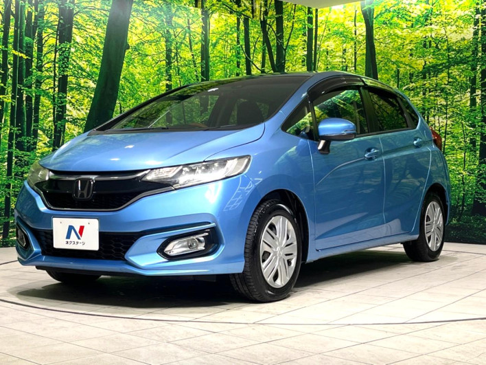 2017 Honda Fit DBA-GK3 (UW-69f0213b87464)[5]