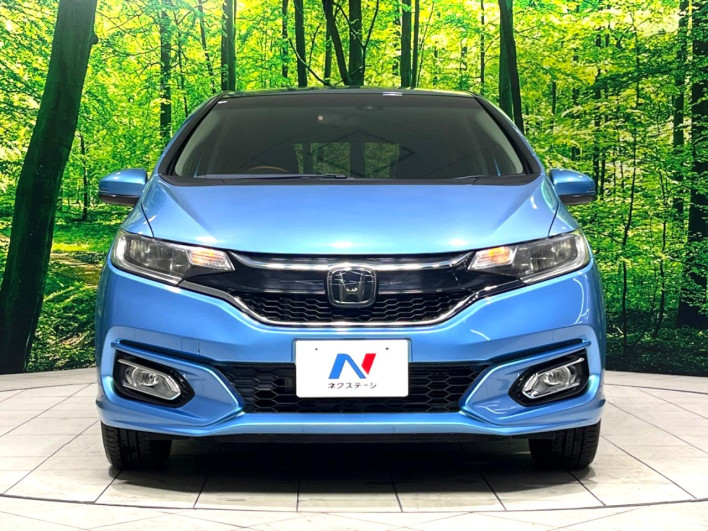 2017 Honda Fit DBA-GK3 (UW-69f0213b87464)[12]