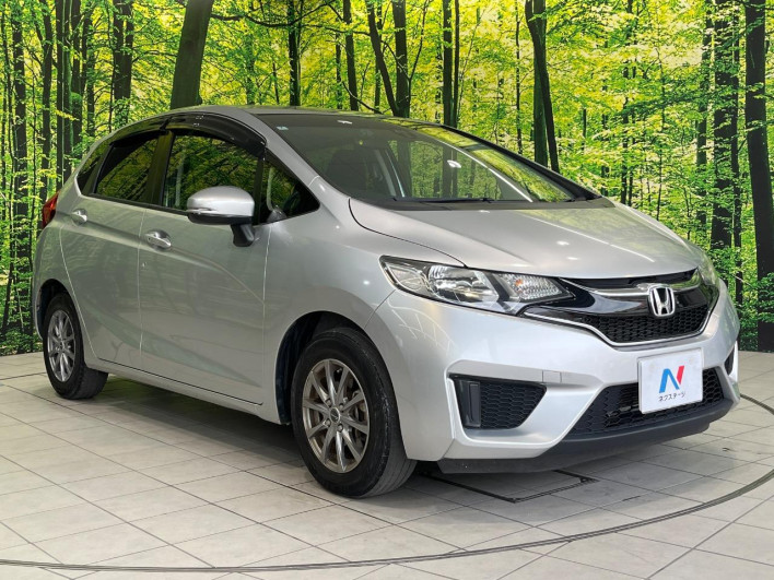 2016 Honda Fit DBA-GK3 (UW-69f0213c48770)[15]