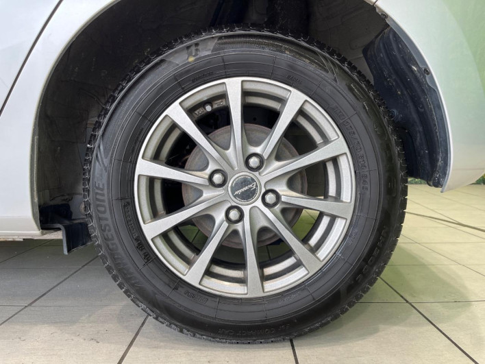 2016 Honda Fit DBA-GK3 (UW-69f0213c48770)[12]