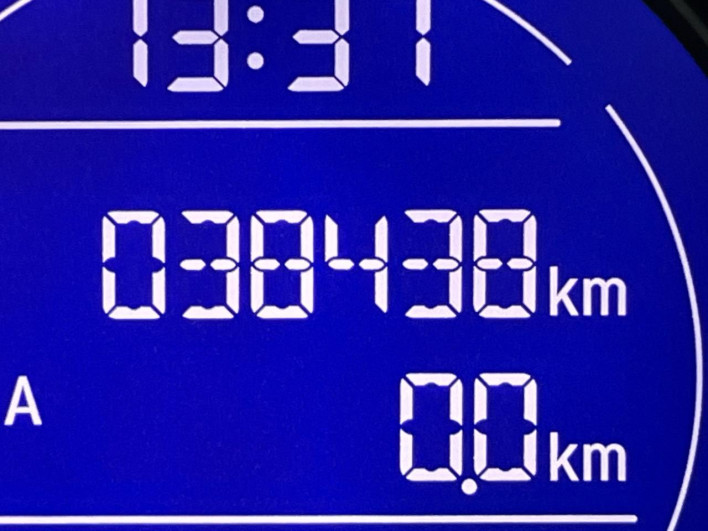 2016 Honda Fit DBA-GK3 (UW-69f0213c48770)[2]