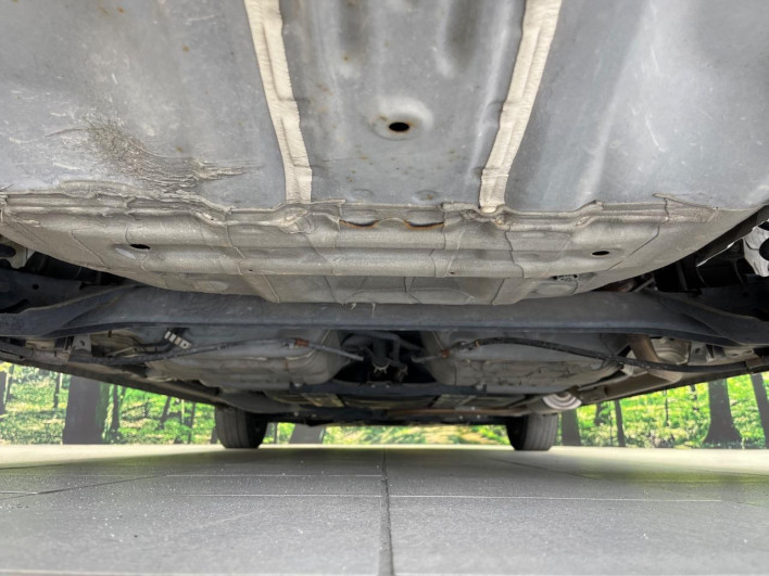 2016 Honda Fit DBA-GK3 (UW-69f0213c48770)[27]