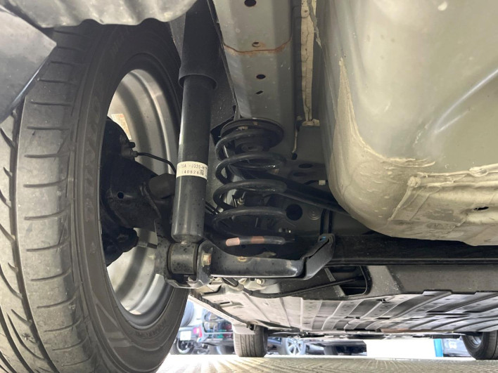 2014 Honda Fit Hybrid DAA-GP5 (UW-69f0213cd43f6)[20]