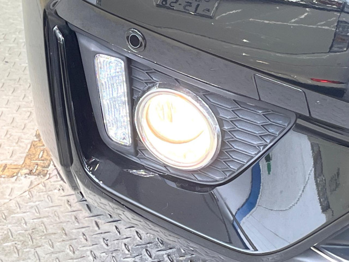 2014 Honda Fit Hybrid DAA-GP5 (UW-69f0213cd43f6)[9]