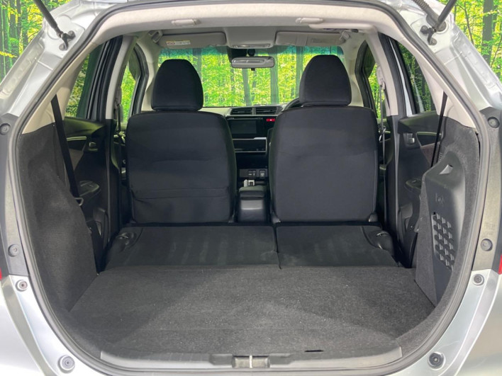 2014 Honda Fit Hybrid DAA-GP6 (UW-69f0213dafb99)[22]