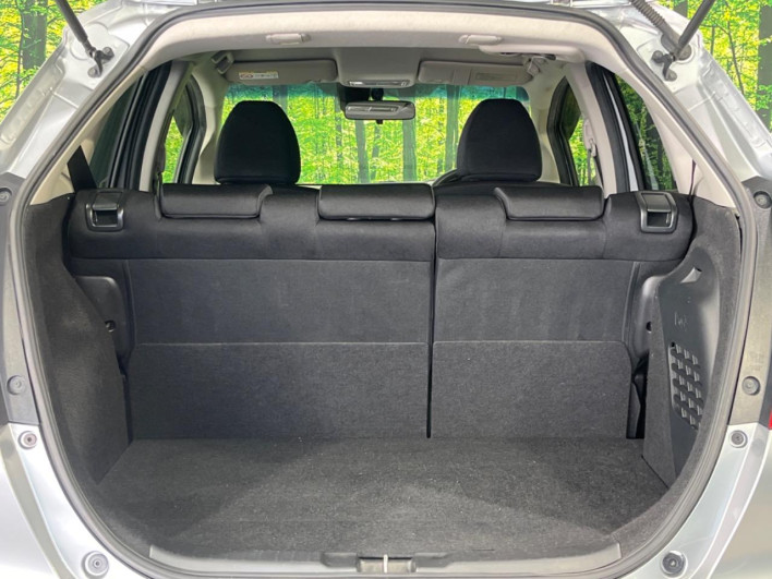 2014 Honda Fit Hybrid DAA-GP6 (UW-69f0213dafb99)[21]