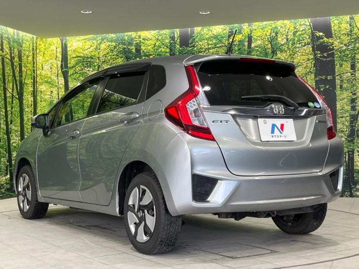 2014 Honda Fit Hybrid DAA-GP6 (UW-69f0213dafb99)[15]