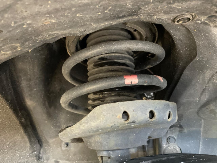 2016 Subaru XV DBA-GP7 (UW-69f0213f1e4e7)[25]