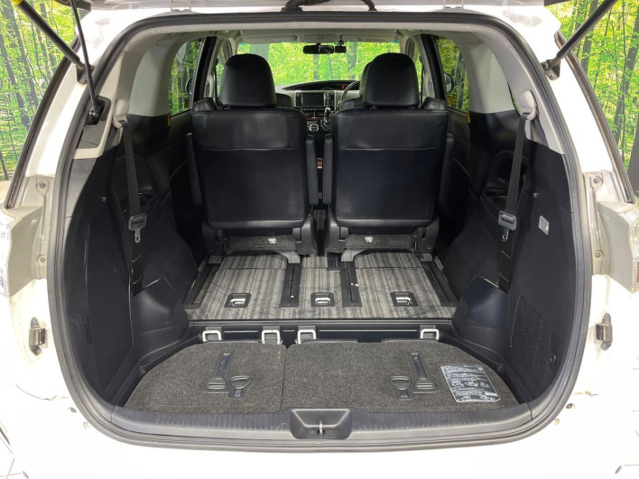 2013 Toyota Estima DBA-GSR55W (UW-69f021400ba64)[5]